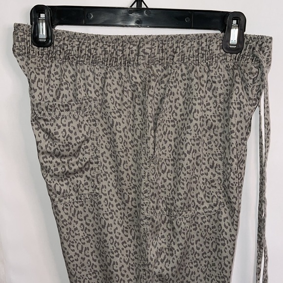 Nicole Miller size small 100% Lyocell animal print joggers - Picture 4 of 15
